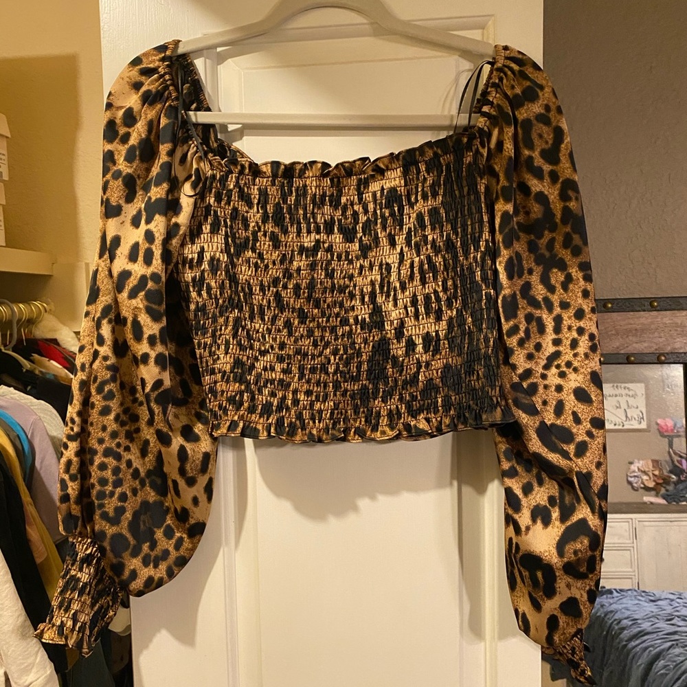 leopard Longsleeve Crop